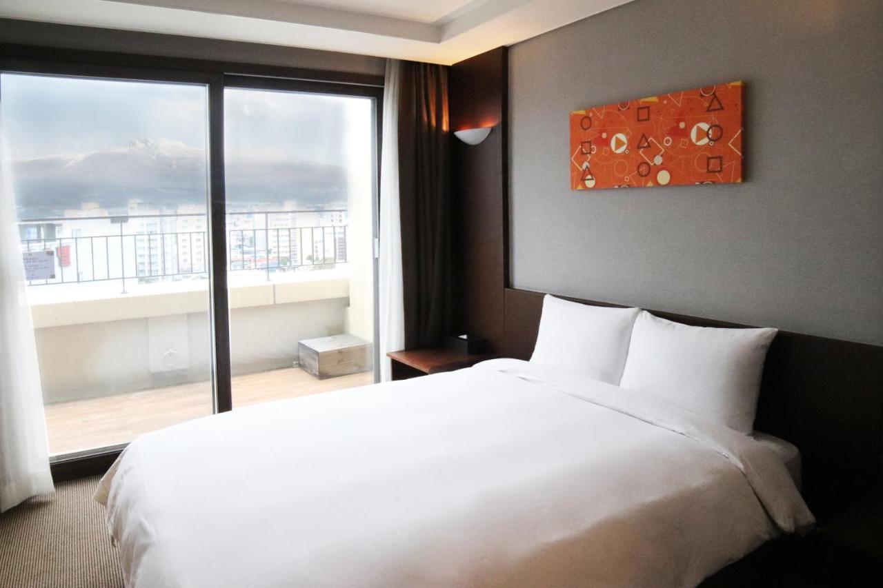 Mstay Hotel Seogwipo Zewnętrze zdjęcie